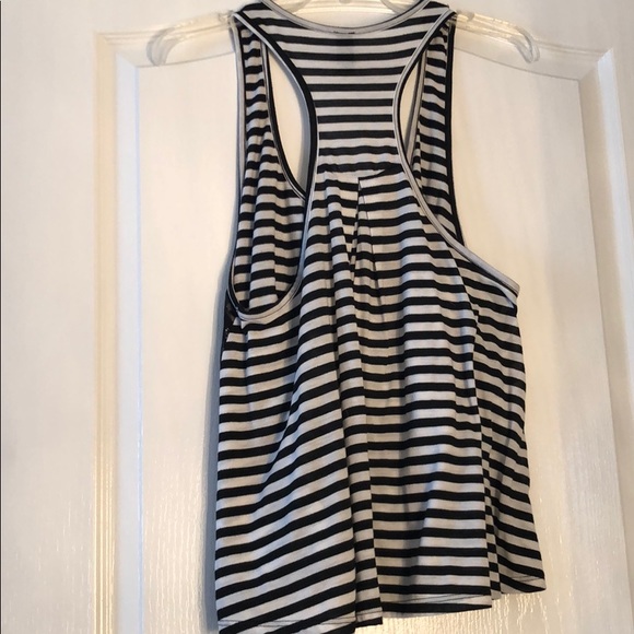 Lace tank - Picture 4 of 4